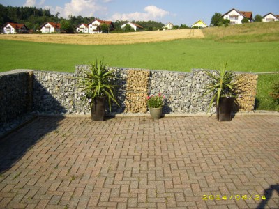 Aidenbach W, Zaun-Gartenanlage