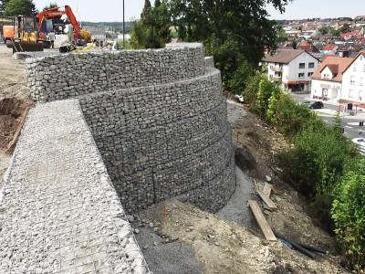 Königsbach Stein, Böschungssicherung