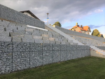 Büchlberg Sportplatz, Hangsicherung